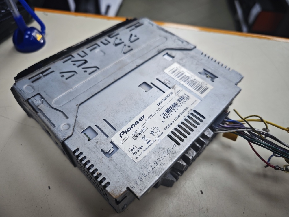 Автомагнитола Pioneer DEH-3200UB