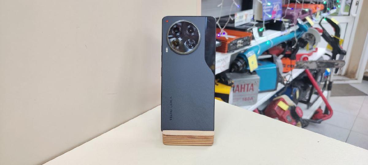 Смартфон Tecno Camon 30 12/512