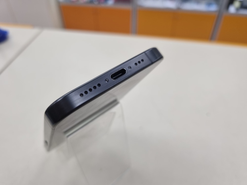 Смартфон Apple Iphone 15 Pro 256Gb