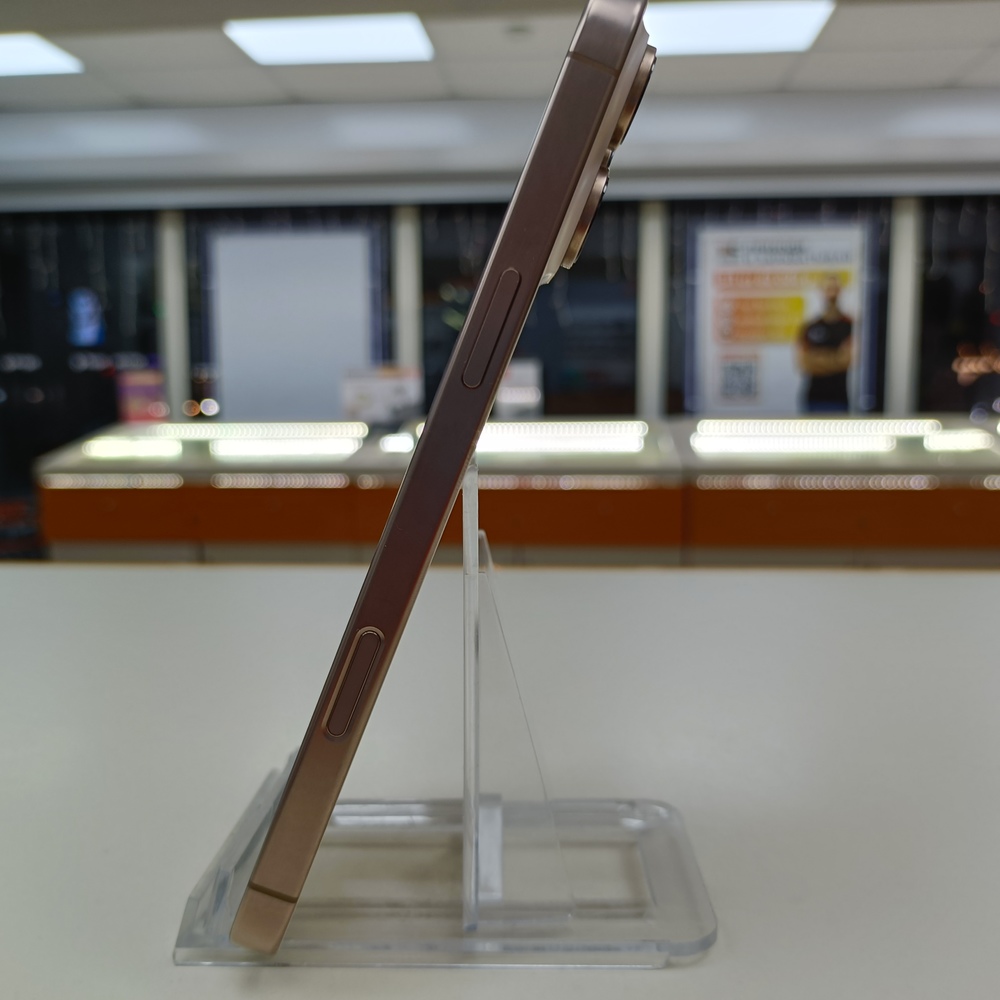 Смартфон Apple Iphone 16 Pro Max 256Gb