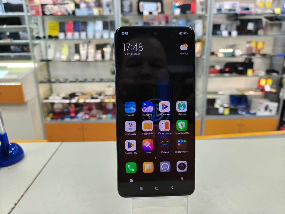 Смартфон Xiaomi Poco F3 6/128