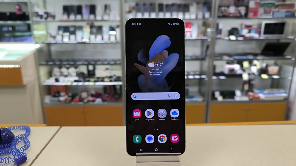 Смартфон Samsung Galaxy Z Flip 4 8/128