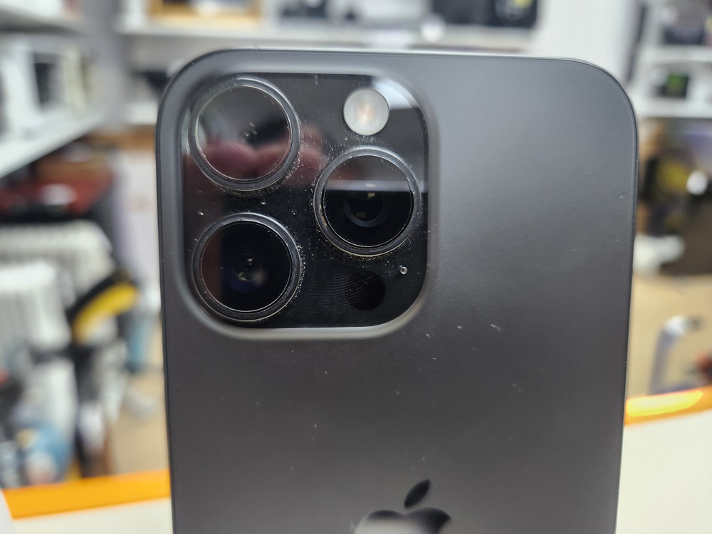 Смартфон Apple Iphone 16 Pro Max 256Gb