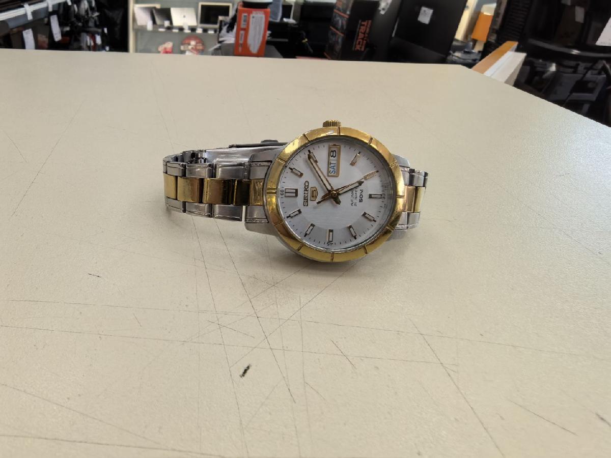 Часы наручные SEIKO 7S26-04F0