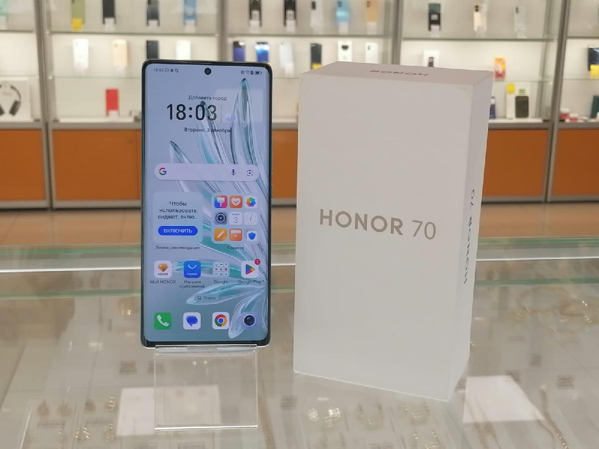 Смартфон Honor 70 8/128