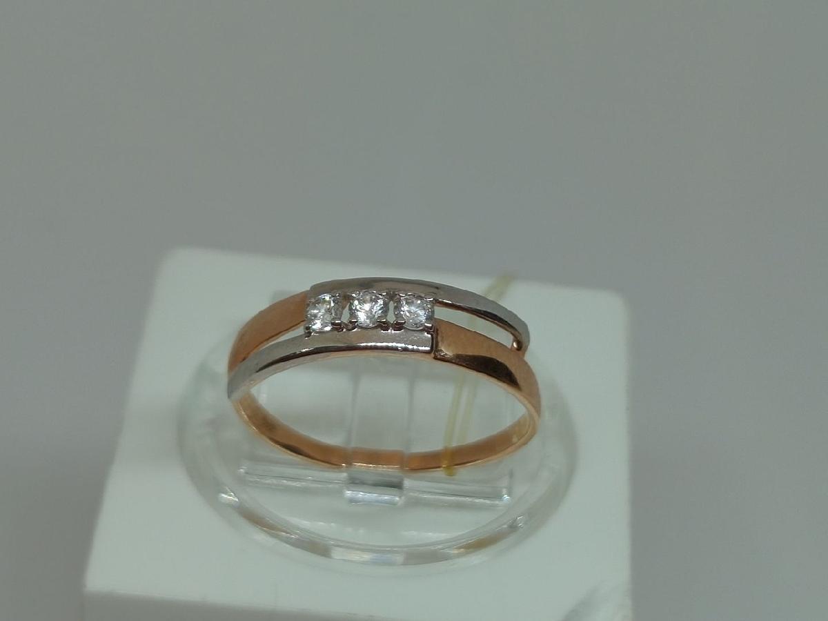 017224 КОЛЬЦО С КАМНЯМИ (Au 585)