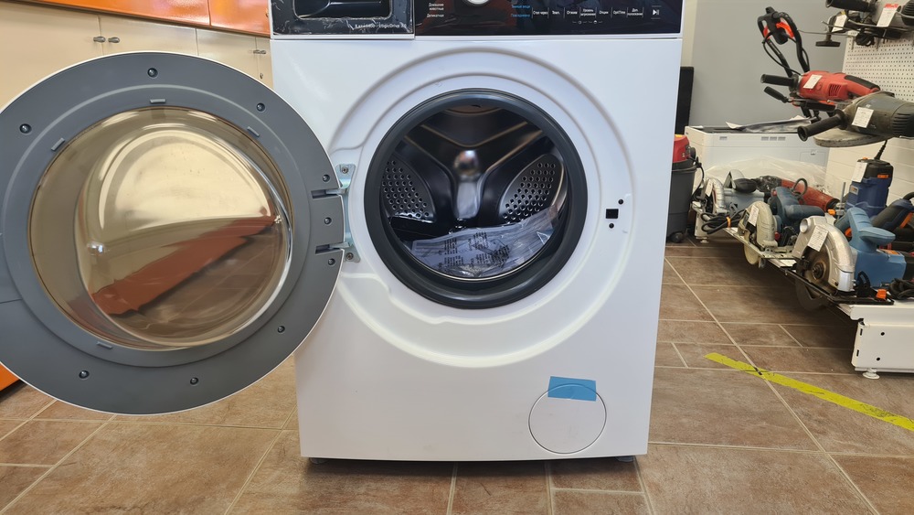 Стиральная машина Hansa WHK8141BSD5