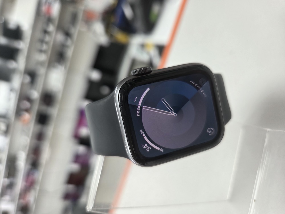 Смарт-часы Apple Watch SE 2020 40mm
