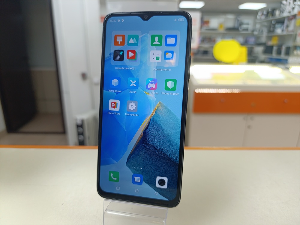 Смартфон Infinix HOT 30i 8/128