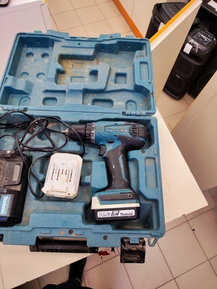 Шуруповерт Makita DF347D