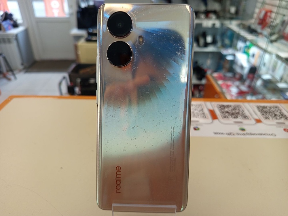 Смартфон Realme 10 Pro + 5G 8/128
