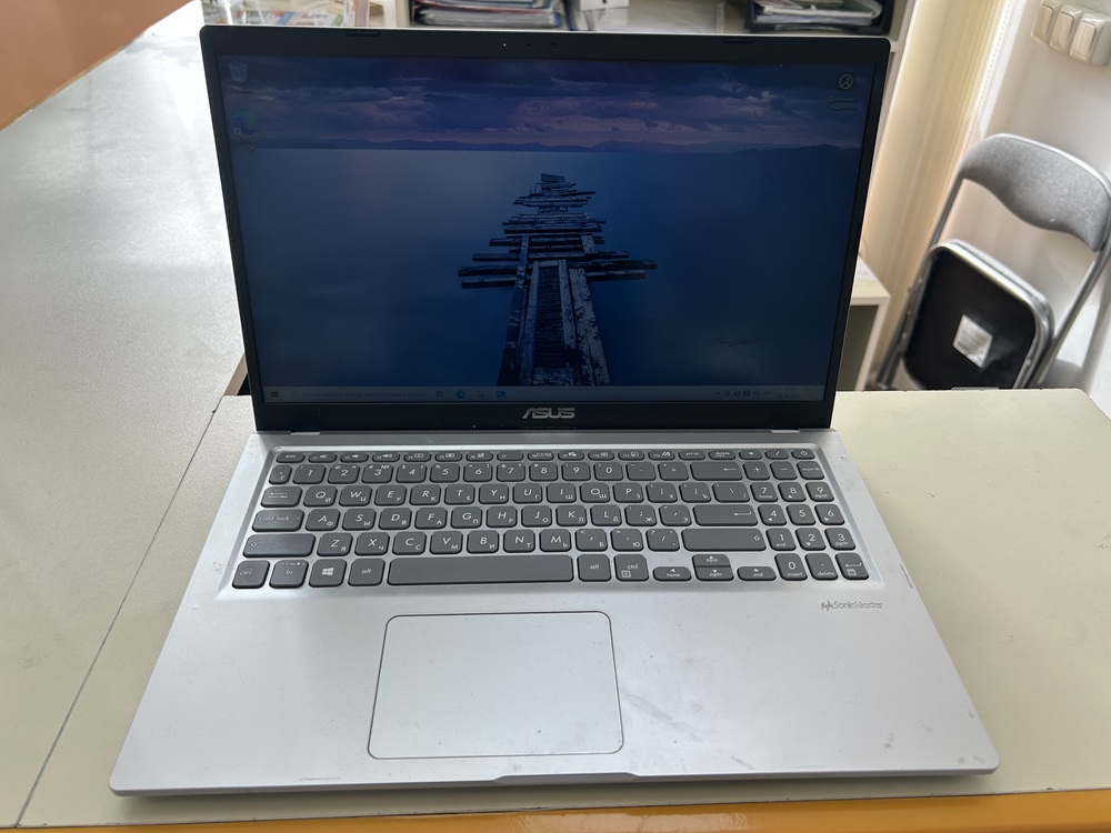 Ноутбук ASUS R565J; Core i3-1005G1, Intel UHD Graphics, 8 Гб, 256 Гб, Нет