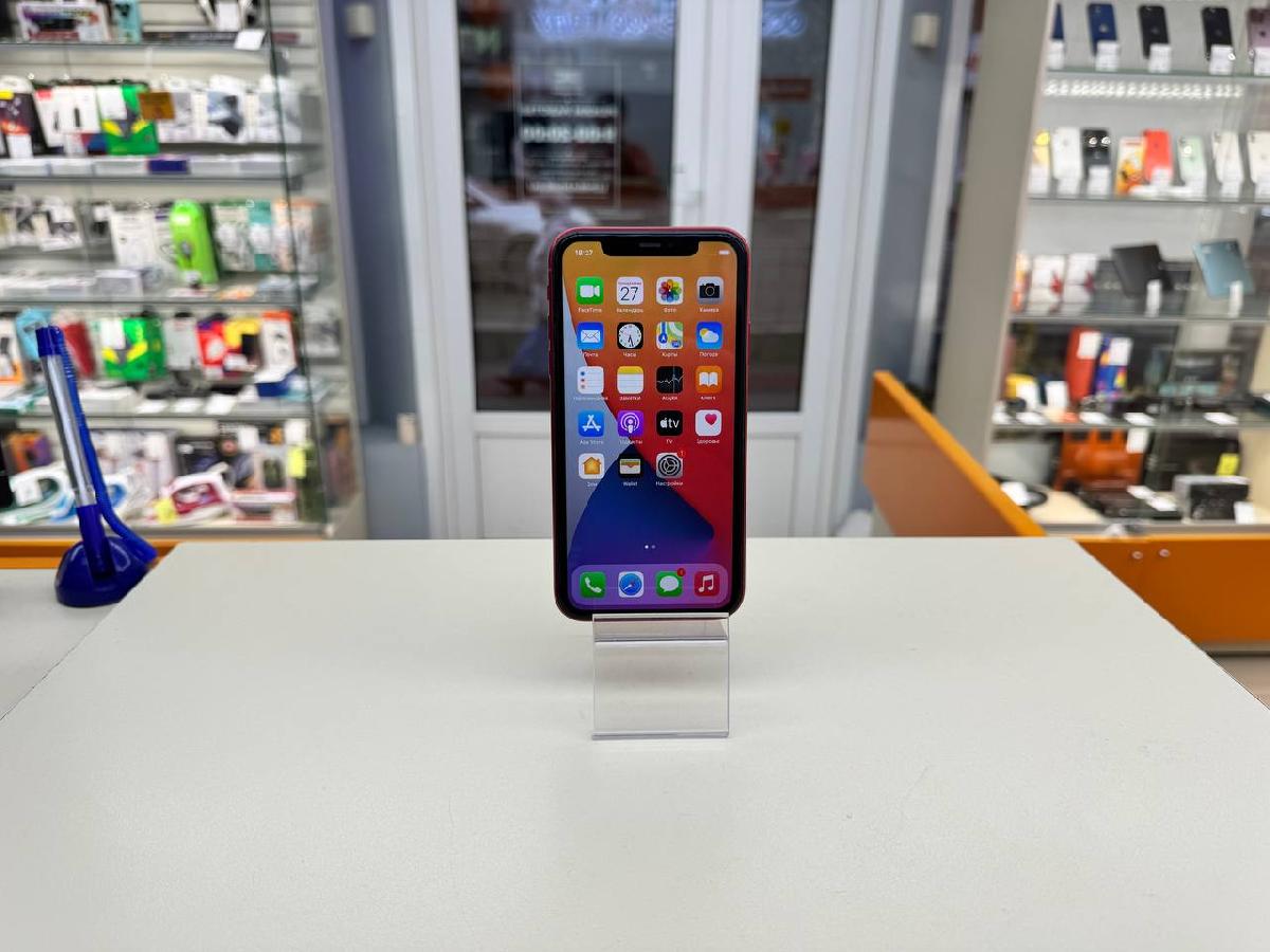 Смартфон Apple iPhone 11 64Gb