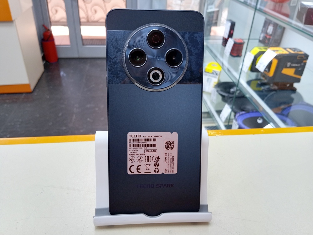 Смартфон Tecno SPARK 30 8/256