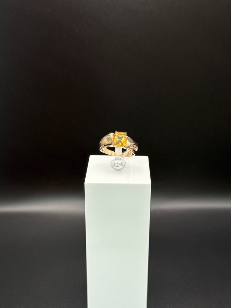 КОЛКМИ585 КОЛЬЦО С КАМНЯМИ (Au 585)