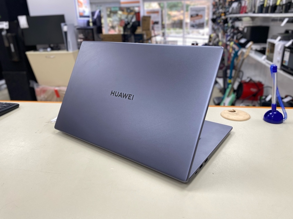 Ноутбук Huawei; Ryzen 7 3700U, AMD Radeon (TM) Graphics, 8 Гб, 512 GB, Нет