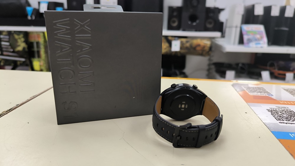 Смарт-часы Xiaomi Watch S1