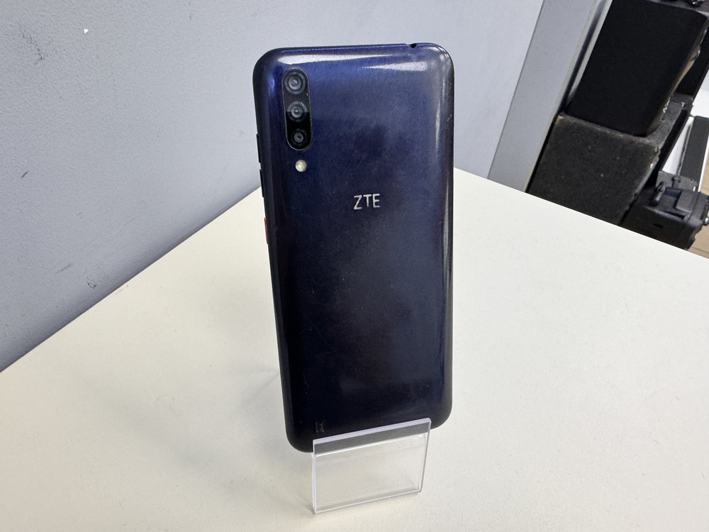 Смартфон ZTE A7 2/32