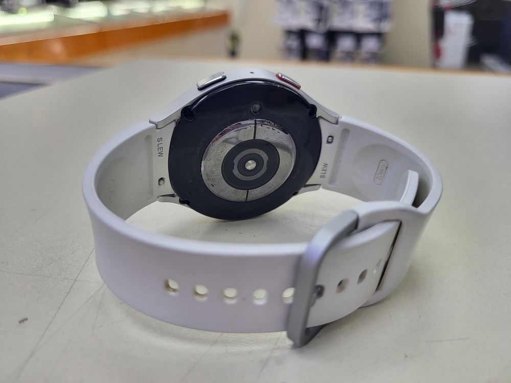 Смарт-часы Samsung Galaxy Watch 5 44mm