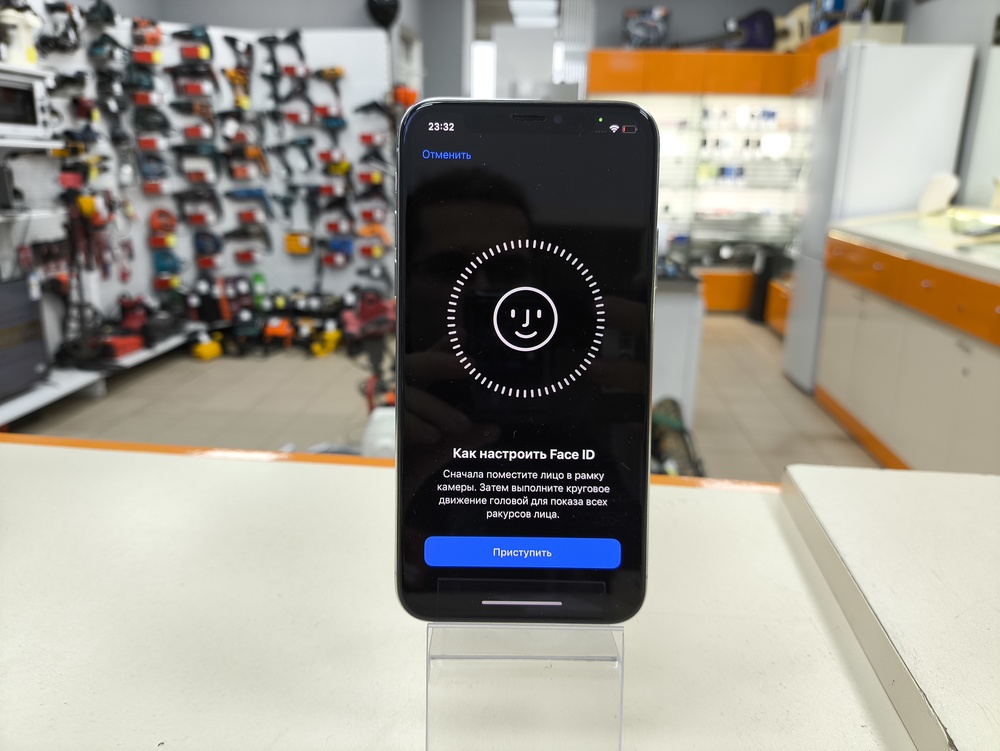 Смартфон Apple iPhone X 64Gb