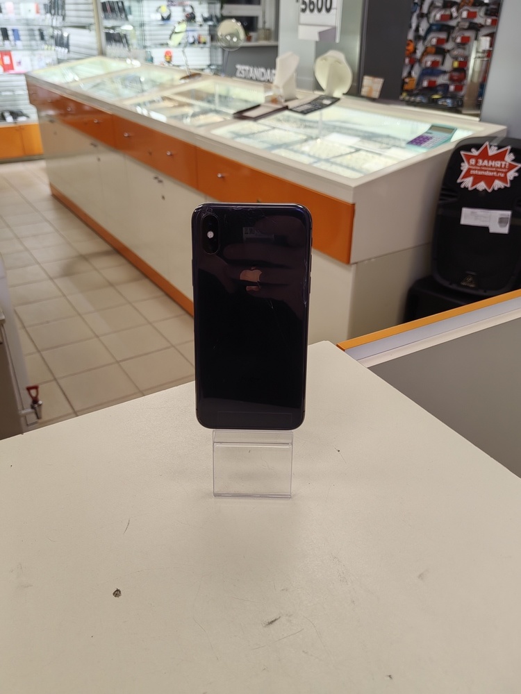 Смартфон Apple iPhone X 64Gb
