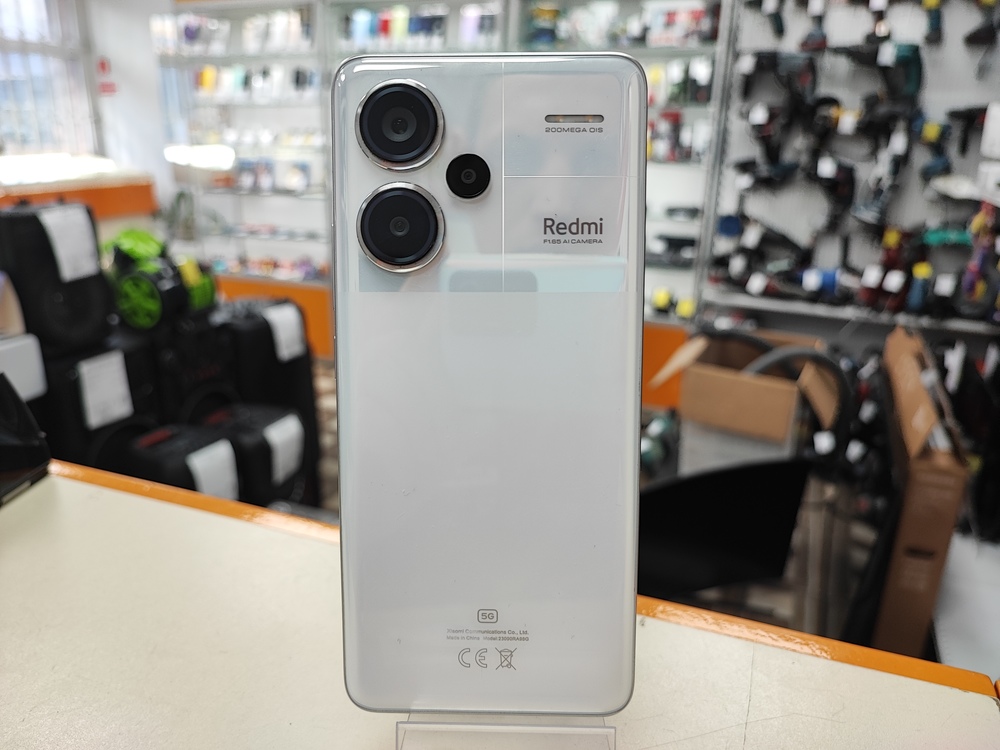 Смартфон Xiaomi Redmi Note 13 Pro+ 12/512