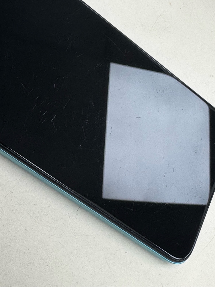 Смартфон Tecno Spark Go 2023 4/64