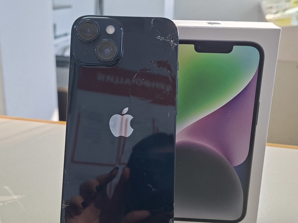 Смартфон Apple Iphone 14 128Gb