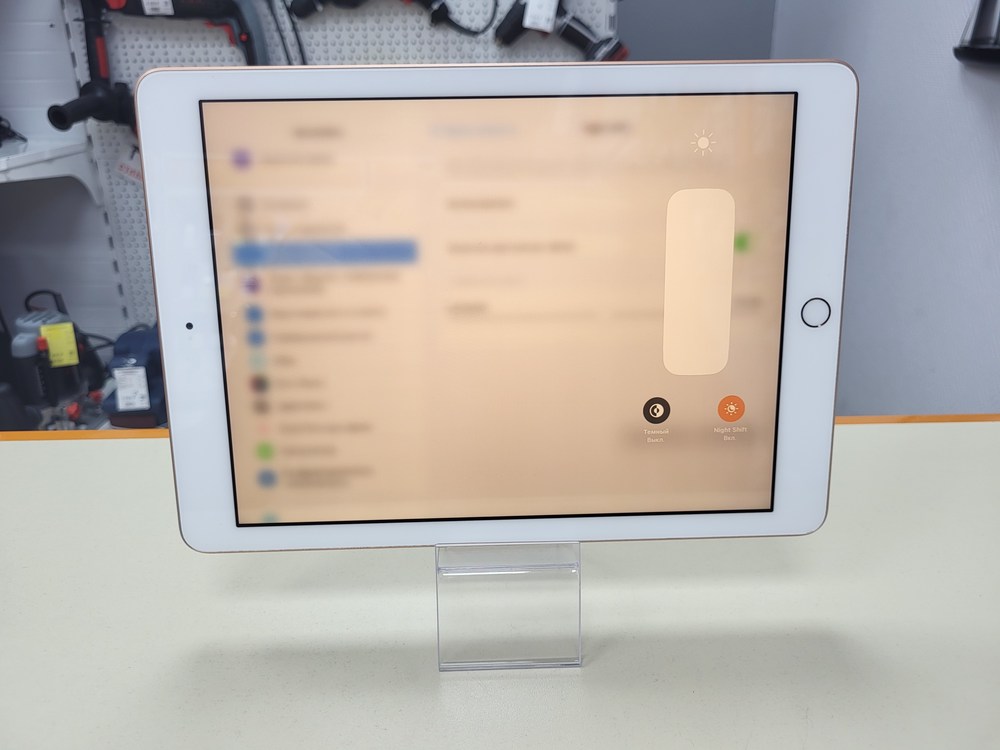 Планшет Apple IPad 6 32 ГБ A1893 (Wi-Fi)