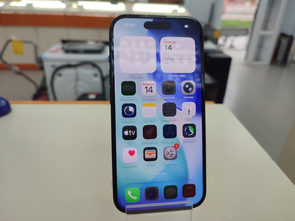 Смартфон Apple Iphone 15 128Gb