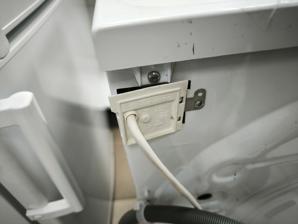 Стиральная машина Indesit EWUD 4105 BK CIS