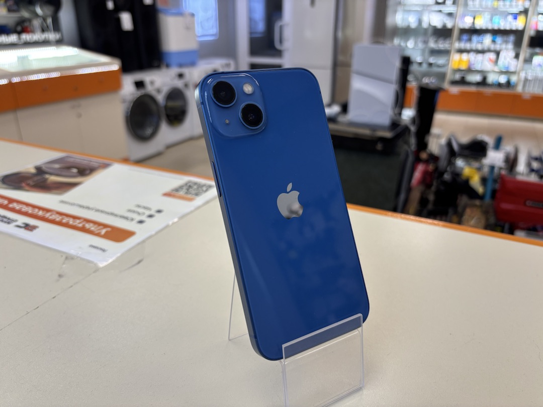 Смартфон Apple iPhone 13 128Gb