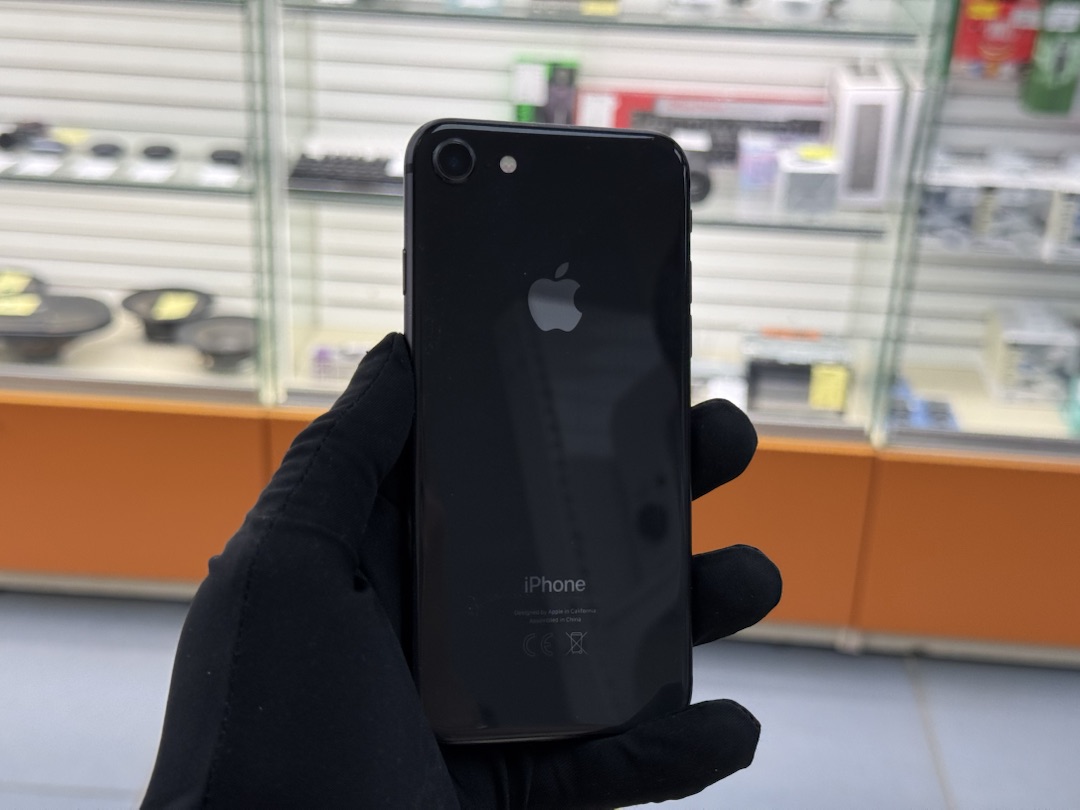 Смартфон Apple iPhone 8 64Gb