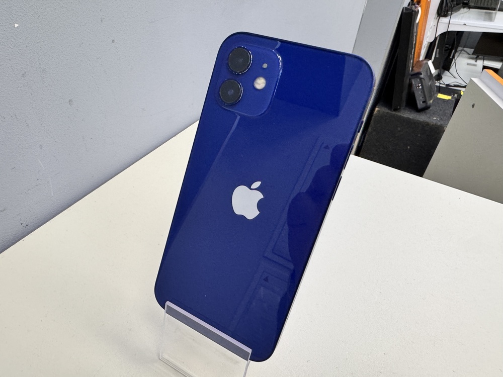 Смартфон Apple iPhone 12 128Gb