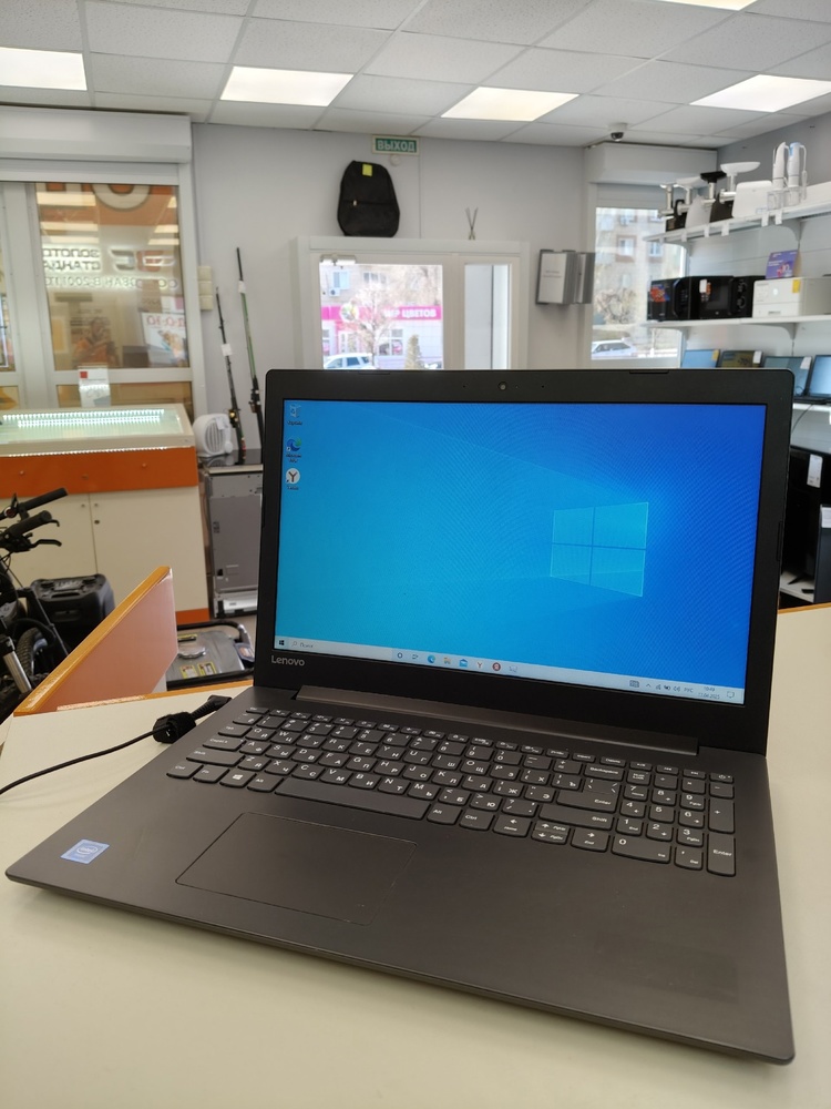 Ноутбук Lenovo Lenovo ideapad 330; Celeron N4000, Intel UHD Graphics 600, 4 Гб, 240 Гб, 500 Гб