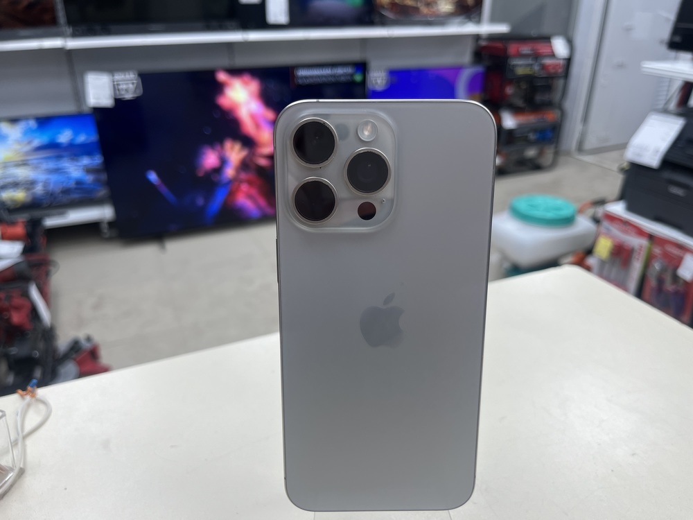 Смартфон Apple iPhone 15 Pro Max 256Gb