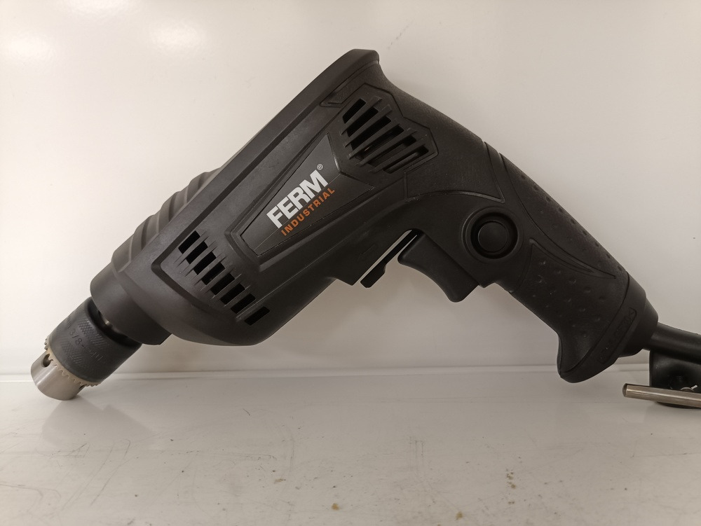 Дрель-безударная Ferm PDM1048P Дрель-безударная Ferm PDM1048P