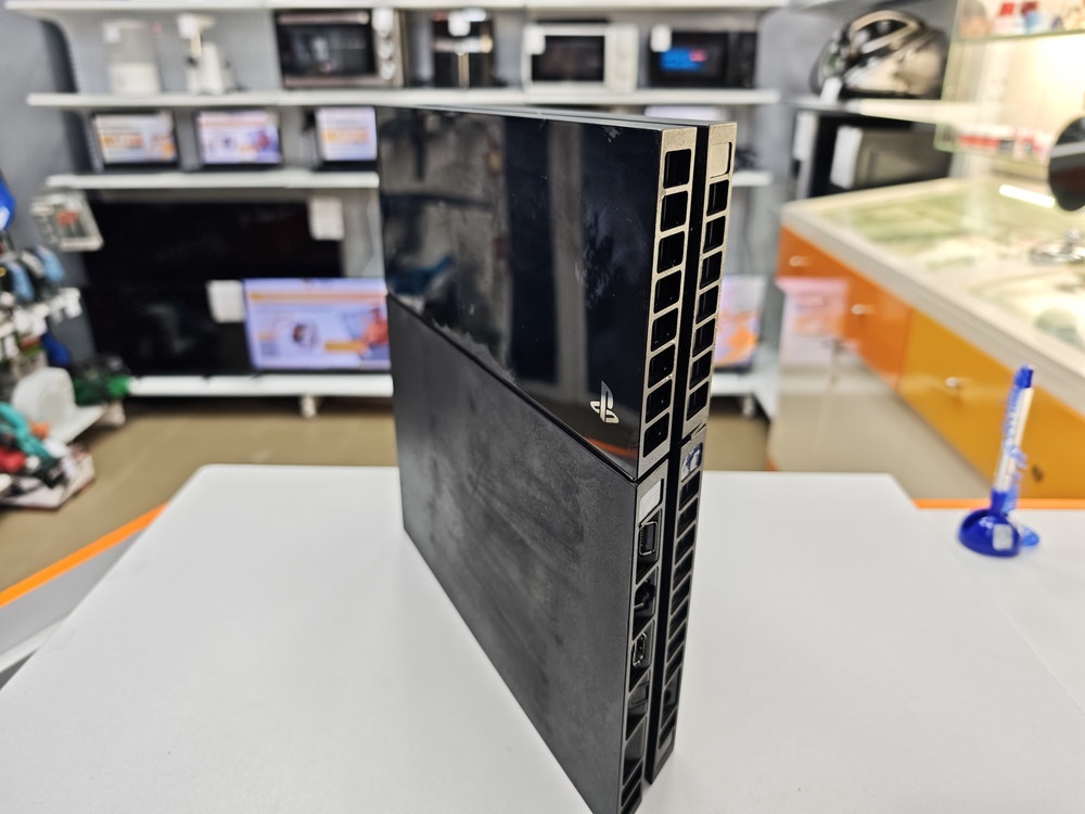 Игровая приставка PlayStation 4 FAT 500GB