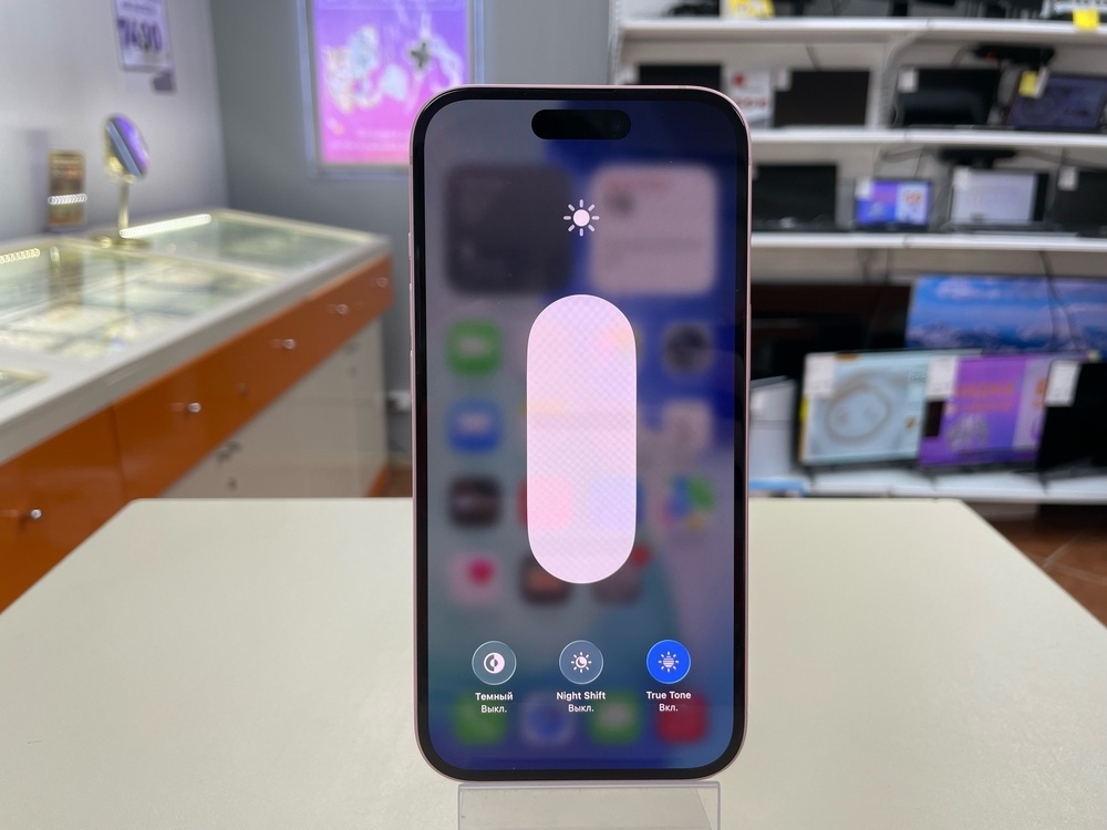 Смартфон Apple Iphone 15 128Gb