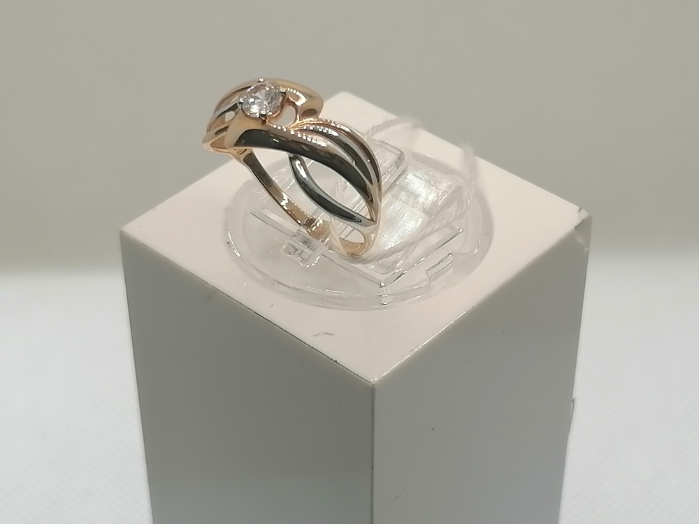 КОЛКМ585 КОЛЬЦО С КАМНЕМ (Au 585) КОЛКМ585 КОЛЬЦО С КАМНЕМ (Au 585)