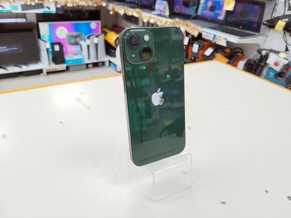 Смартфон Apple iPhone 13 128Gb