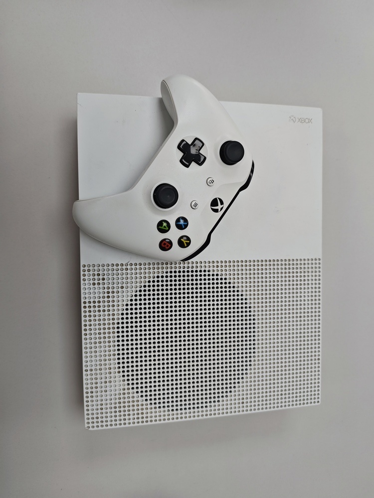 Игровая приставка Xbox One S 1TB