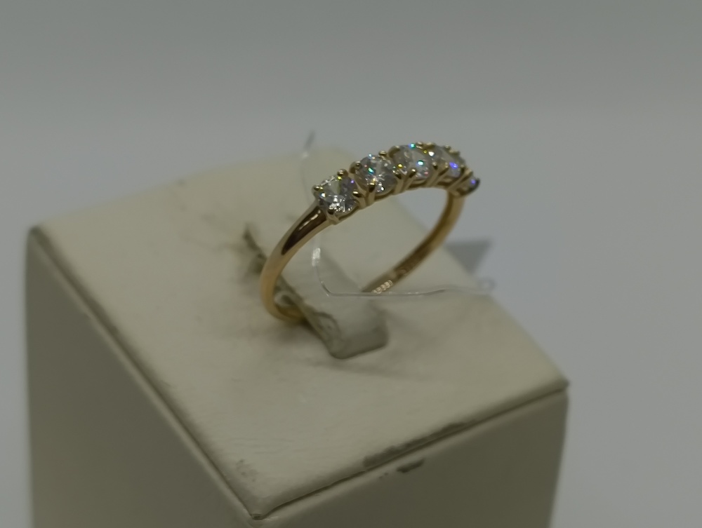 КОЛЬЦО С КАМНЯМИ (Au 585)