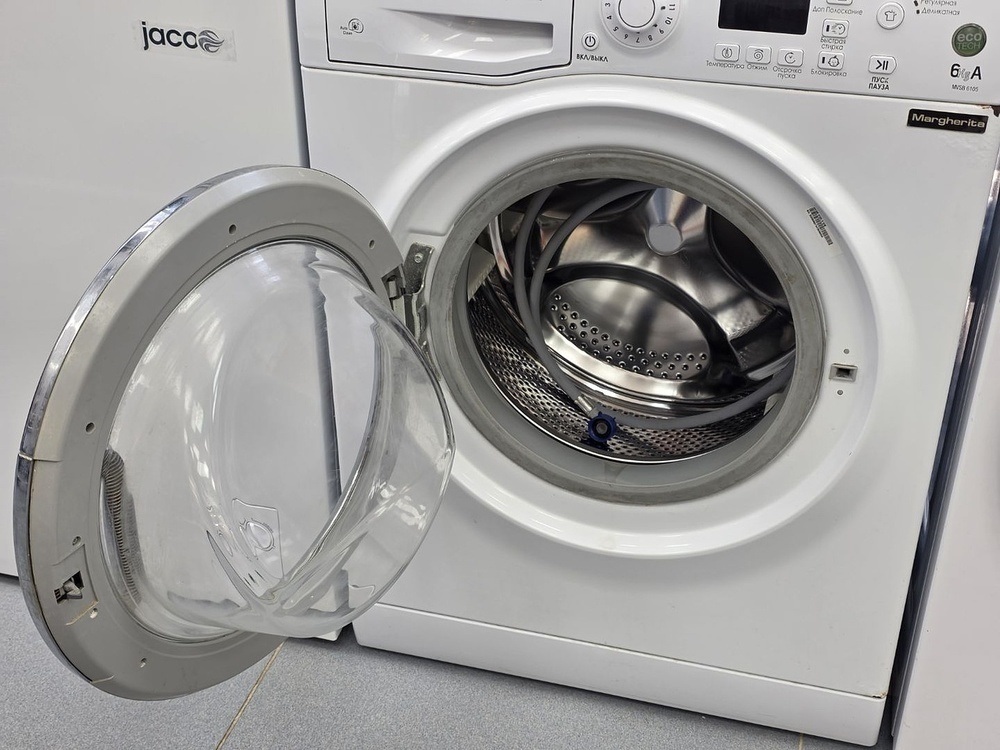 Стиральная машина Hotpoint-Ariston MVSC 6105