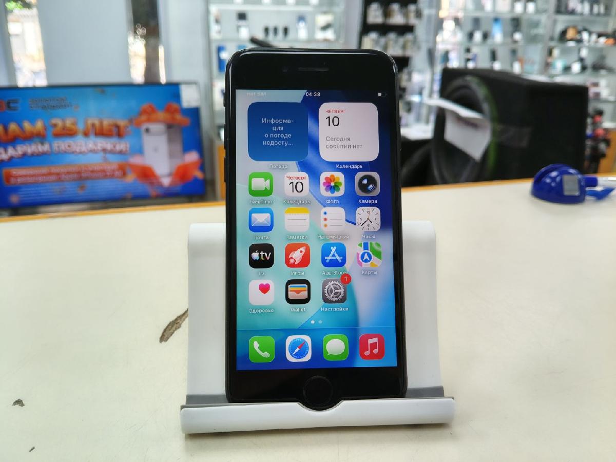 Смартфон Apple iPhone SE 2020 128Gb