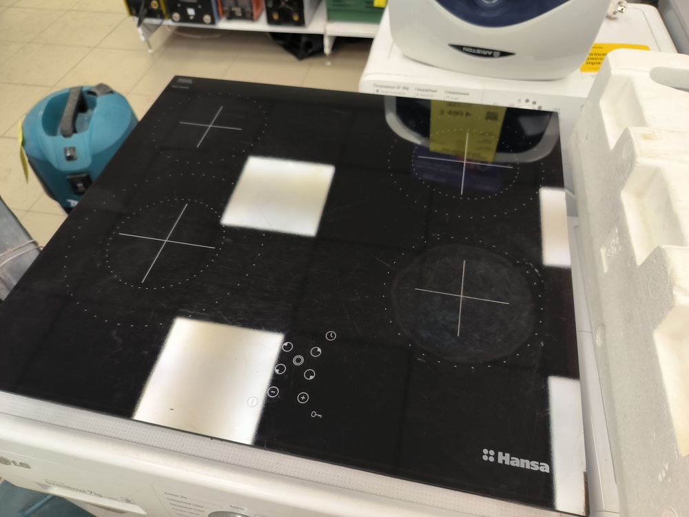 Встраиваемая электрическая панель Hansa BHC66577