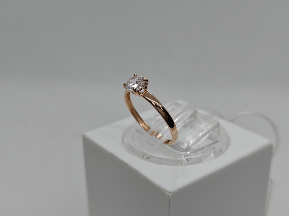 КОЛКМ585 КОЛЬЦО С КАМНЕМ (Au 585) КОЛКМ585 КОЛЬЦО С КАМНЕМ (Au 585)