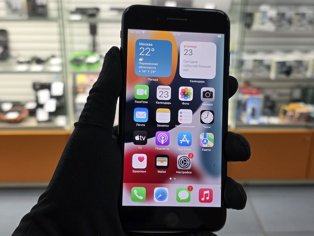 Смартфон Apple iPhone 7 Plus 32Gb
