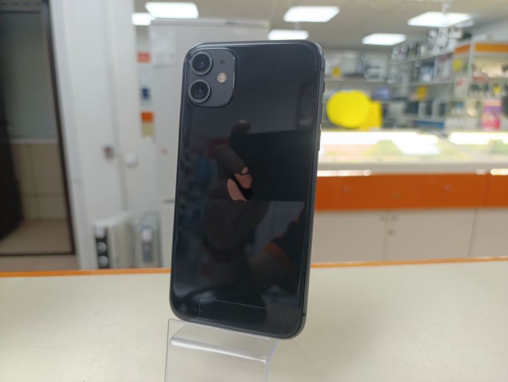 Смартфон Apple iPhone 11 64Gb