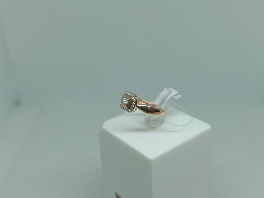 КОЛЬЦО С КАМНЯМИ (Au 585)